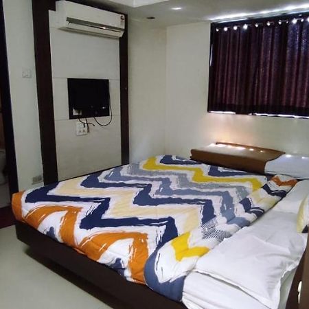 Hotel Sai Vasant Vihar Shirdi Zewnętrze zdjęcie