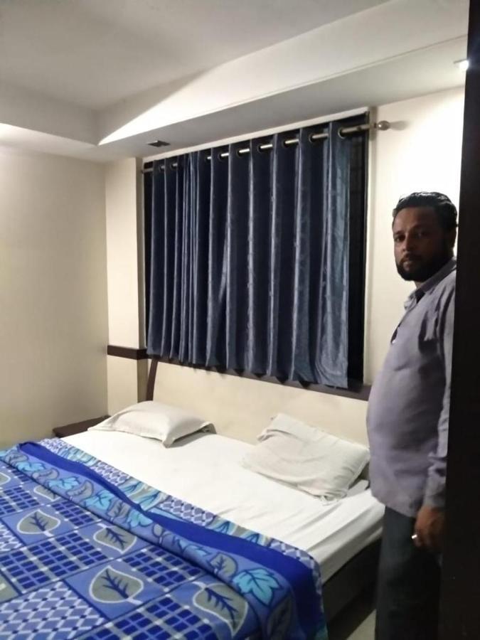 Hotel Sai Vasant Vihar Shirdi Zewnętrze zdjęcie